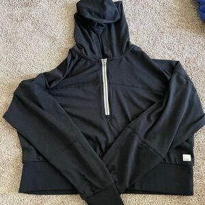 Vuori Halo Half Zip Cropped Hoodie